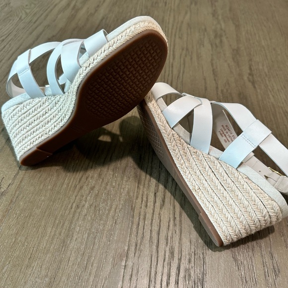 Cole Haan Crystal Leather Wedge Strappy Sandal White Size 6.5 - Picture 10 of 13